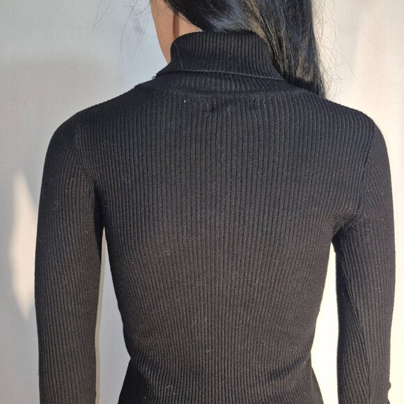 Ambiance Apparel Black turtleneck top in size small - Picture 9 of 16